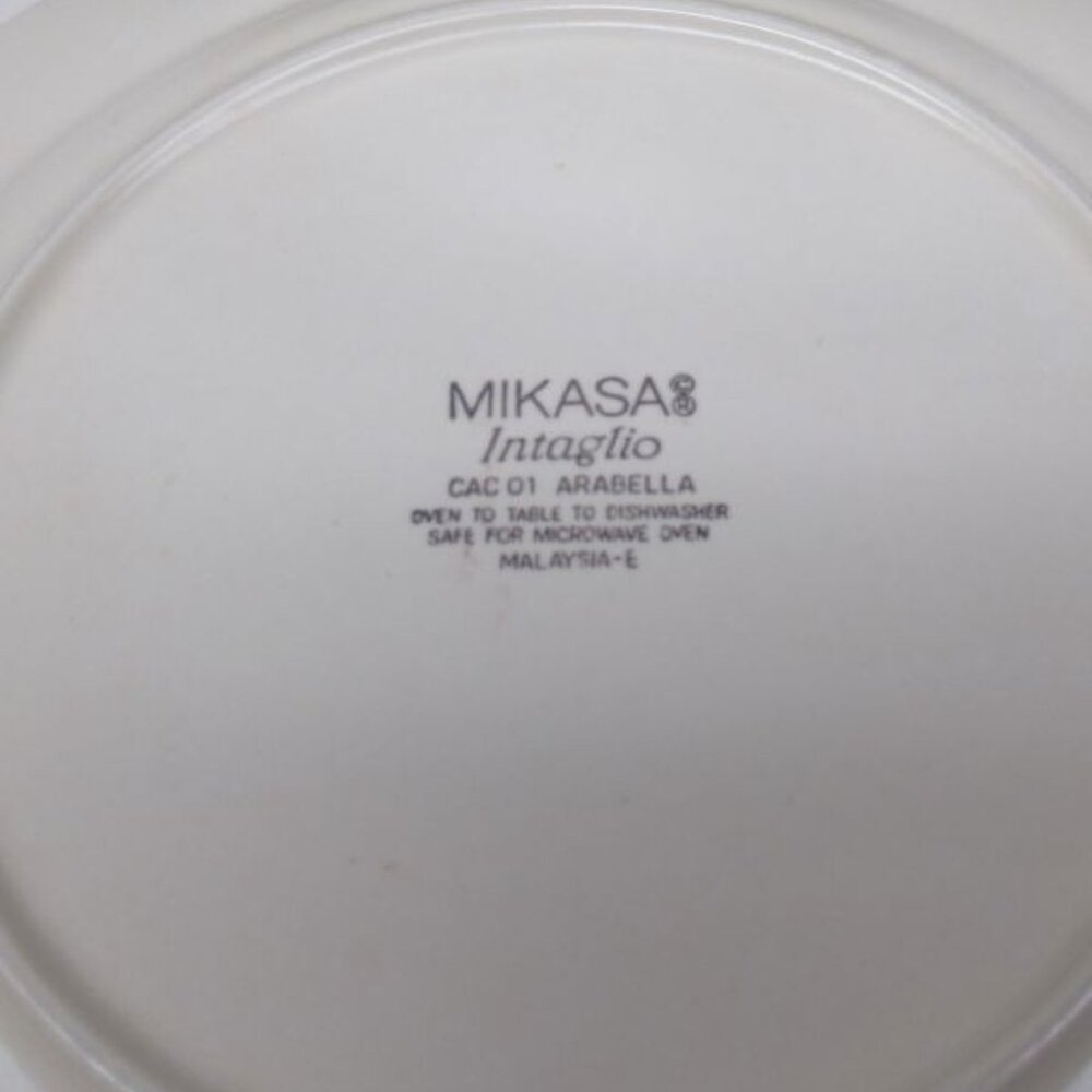 2 - Mikasa Intaglio ARABELLA 11 1/8 Inch Large Dinner Plates - Picture 4 of 4